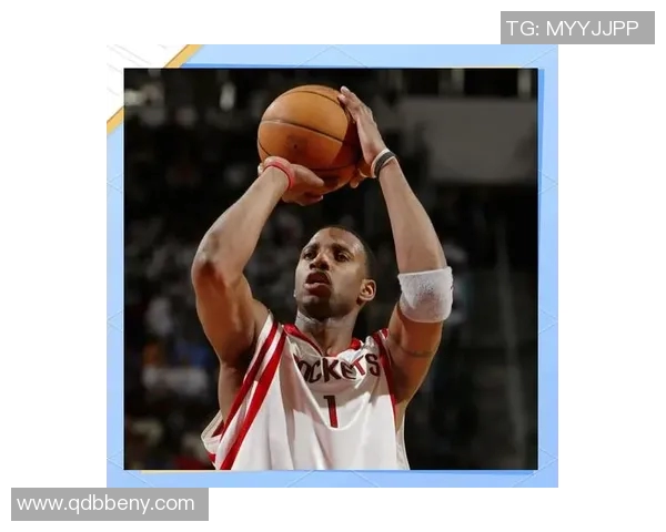 篮球明星的精彩瞬间与赛场背后的故事全解析